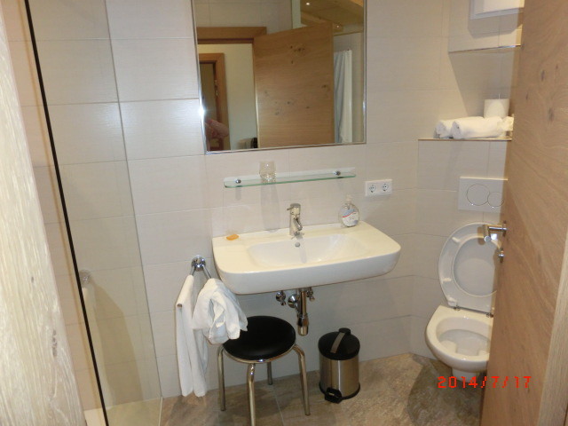 img0083.jpg