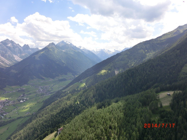 img0100.jpg