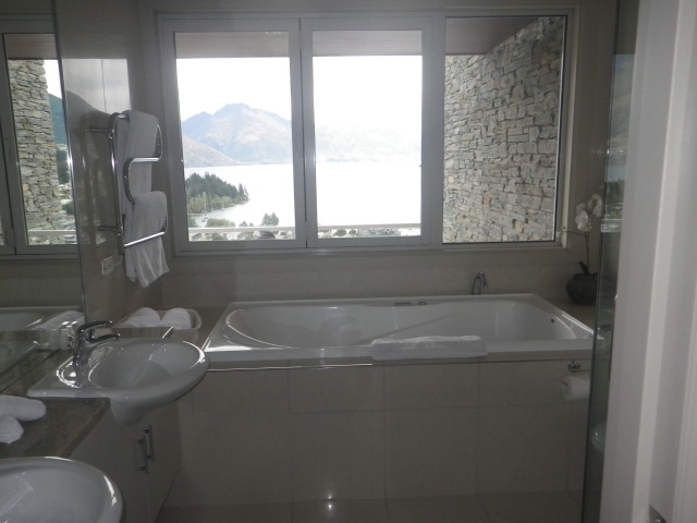 img0106.jpg